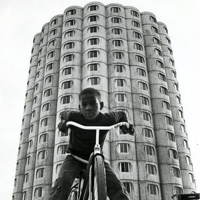 Olxmidey's profile picture. one small boy like that 😉, ghostwriter with a lethal pen, supasick. @whatsonshuffle