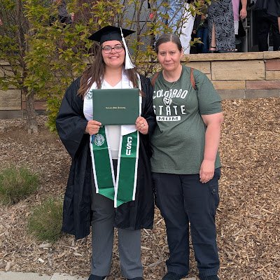 Swiftiemama1323's profile picture. 