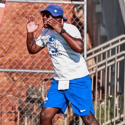 JalenRossFB's profile picture. Son of a Sooner | @Southmoore_FTBL Alum | @UOfOklahoma ‘28 | Ephesians 3:20 | @MSMRocketFB Wide Receivers