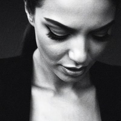 ConGarbo_'s profile picture. 𝙼𝚊𝚗𝚌𝚑𝚘 𝚕𝚒𝚎𝚗𝚣𝚘𝚜 𝚢 𝚍𝚎𝚟𝚘𝚛𝚘 𝚕𝚒𝚋𝚛𝚘𝚜.
𝙸𝚗𝚍𝚒𝚊, 𝚚𝚞𝚎 𝚜𝚒 𝚋𝚊𝚒𝚕𝚊, 𝚕𝚕𝚞𝚎𝚟𝚎. 
𝙲𝚘𝚗𝚝𝚎𝚗𝚐𝚘 𝚝𝚛𝚊𝚣𝚊𝚜.✍