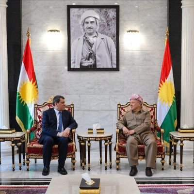 MahabadRo69866's profile picture. Lı ser rêya KADI MUHAMMED 2+2=1