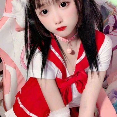 Ee3vaoDi6ul2V8Y's profile picture. 