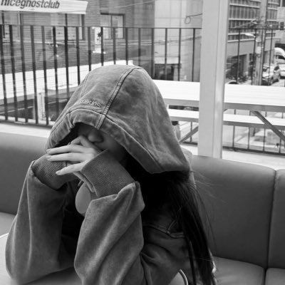 alaonart's profile picture. chan rak thuk-khon, tee chan rak @sea_tawinan thii sut.