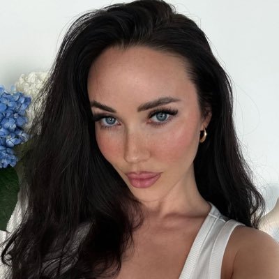 httpdaisyy's profile picture. I’m the problem