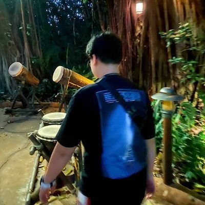 VanesLau101's profile picture. I love sport ,watching movies, read science fiction 
😁😁