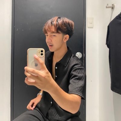 sevstn3's profile picture. nuts