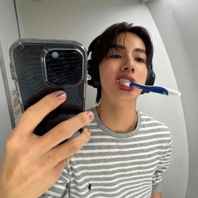 zcvjnp's profile picture. ให้มันเลวแต่กุดีแต่มึงไปเลย