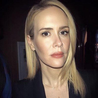 luvdiscc13's profile picture. anti-bullying advocate | black transgender non-practicing hijabi woman | 🏳️‍⚧️🏳️‍🌈| backup : @luvdisck13