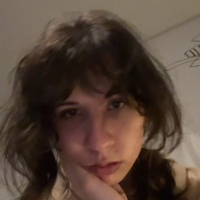 leelagirlzero's profile picture. 22
chicken scratcher