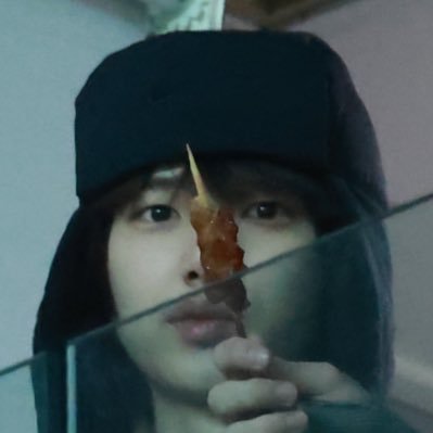 hoon_1_verse's profile picture. 