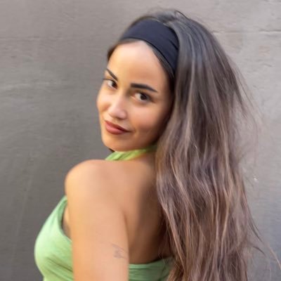 laramosqueda99's profile picture. Ñam