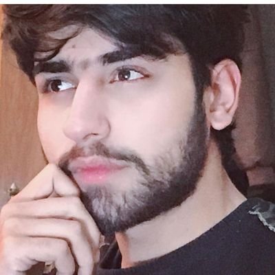 Israr__afzal12's profile picture. خیـــال پاکیــزہ ہـو تـو محــبت کــرنا گــناہ نہیــں🍁