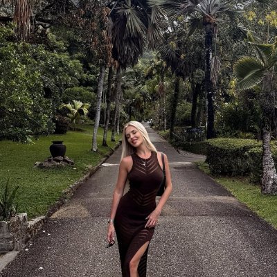 Ulyana383900's profile picture. 