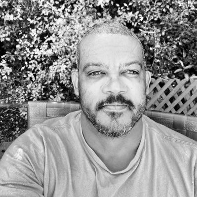 fraywu's profile picture. Namni mana tokko ijaaru citaa wal hin saamu.