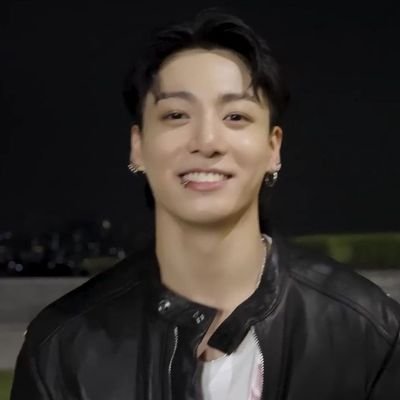 bijeongguk97's profile picture. written by rkive ♡ bts ptw! // 18 ୨୧ 🇹🇷 
야무르!!