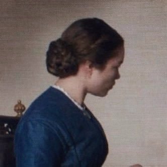 longingthemoon's profile picture. 