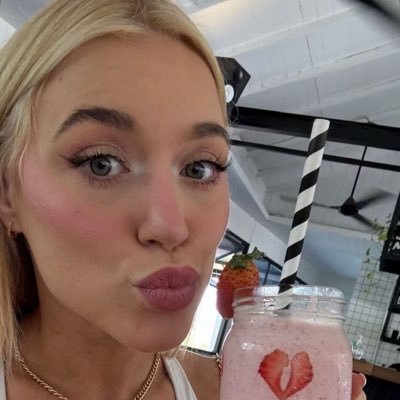 Ava_kla's profile picture. Friendly to chat with