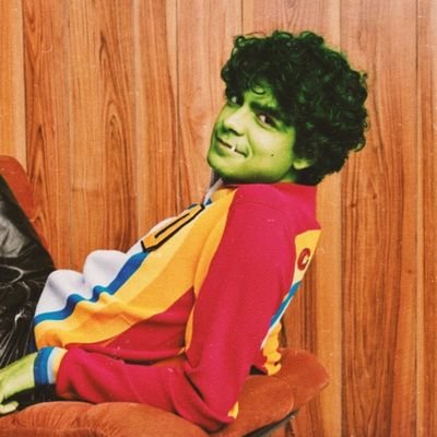 partyb0ysex's profile picture. 