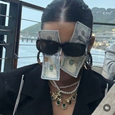 _thisisaya's profile picture. 