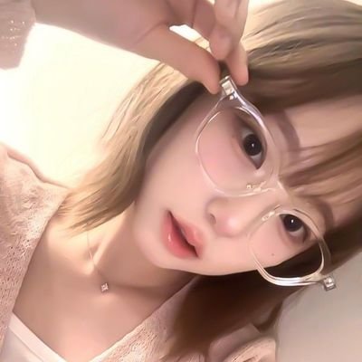 cvapune's profile picture. 