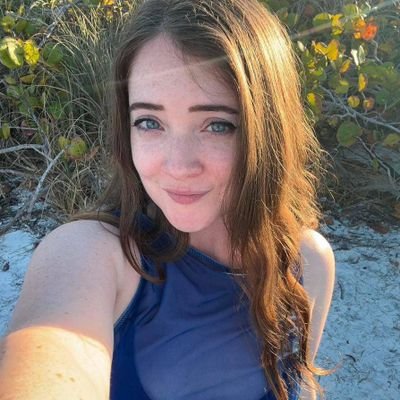 EmilyStone2639's profile picture. 