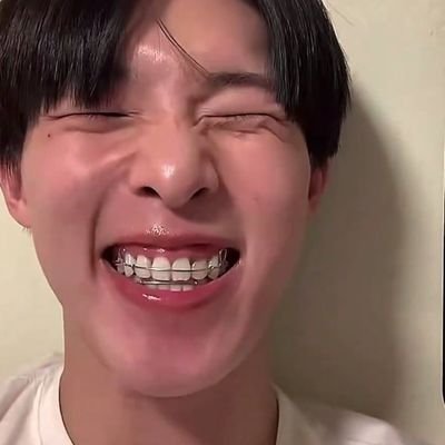 luv3kmxkung's profile picture. ≽^• ˕ • ྀི≼ she/her +06's ENFP | personal+fan acc꒰ᐢ. .ᐢ꒱  |  sup : @PROXIE_Official 💛🧡  ♡ྀི ₊|