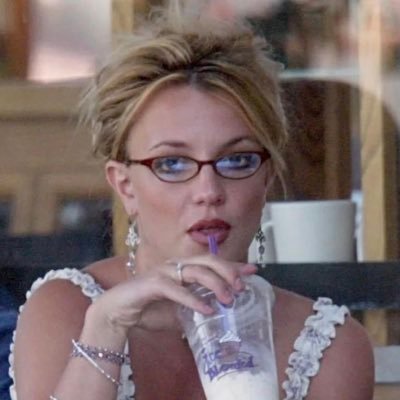 liiziua's profile picture. 냐냐냥