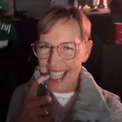 blondebuttboy88's profile picture. 