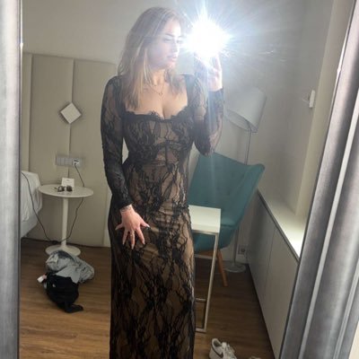 GoddessHuya's profile picture. ⓘ 𝘵𝘩𝘪𝘴 𝘶𝘴𝘦𝘳 𝘨𝘦𝘵𝘴 𝘱𝘢𝘪𝘥 𝘧𝘰𝘳 𝘦𝘹𝘪𝘴𝘵𝘪𝘯𝘨 💰 Online only findomme⛓️ €35 tribute, €150 unblocking fee