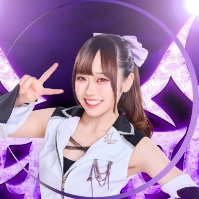 自撮りしてたら入ってきました。 うちのうさぎさんです🐰