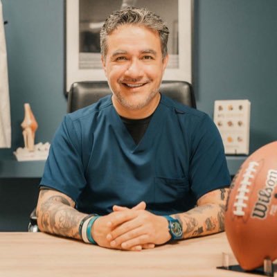 elcurandero_13's profile picture. Especialista en lesiones de Football Americano 🏈