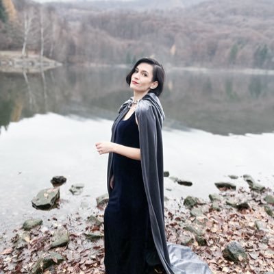 PaulaGhete's profile picture. seeking truth, virtue, and beauty