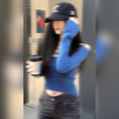 Yasmin2186's profile picture. यूँ ही चलती रहेगी दुनिया यहां, हम न होंगे तो कोई हमसा होगा.. @itsSSR 👑❤️🌏⭐️🦋🌠☄️🎇🌈💌 Active on Twitter☛
#Justice4SushantSinghRajput🤲❤ #BoycottBollywood🔥