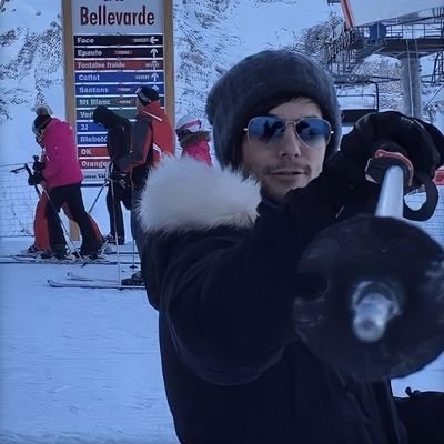 CloudGazer17's profile picture. Professional conspiracy theorist ☀️🌑🧁|
HILS

                                                                This page is porn or pain, no in-between. 😭 | 🫦