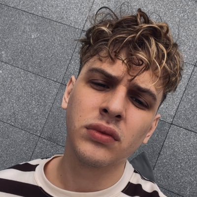 BigDicAndy's profile picture. $5 ONLY FANS 👇🏻