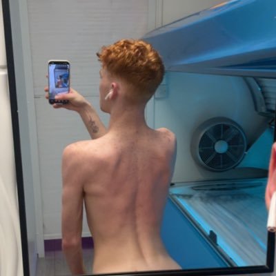 jamesalfie18's profile picture. 19 year old twink | Msge for custom content | & yes i answer msgs personally on my OF💕DM me for collabs