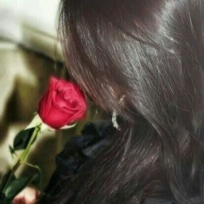 Toxic_naari's profile picture. Sass. Class. A little bit of toxic