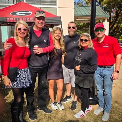 GKee23's profile picture. Jesus in the morning, Jesus in the noontime, Jesus when the sun goes down. ✝️