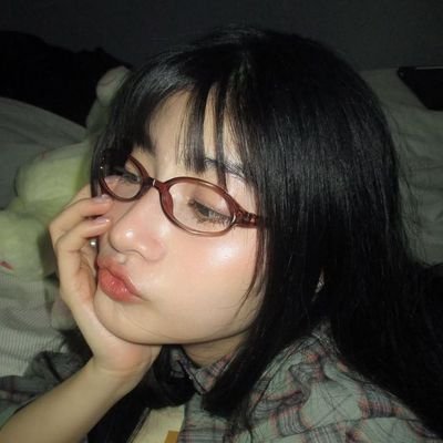 klintheswan's profile picture. 🏳