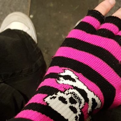 hellbound_xxx's profile picture. 