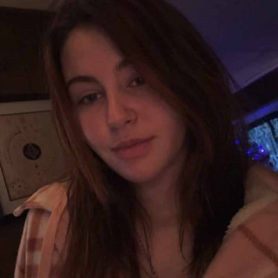 Nicolebail28011's profile picture. 