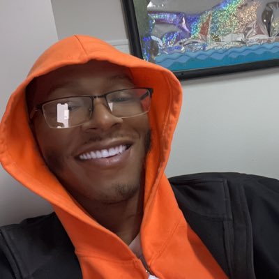 mizzymulaa's profile picture. 585 , ♑️ 12/30/94 , 30 , 111 😈 O.R Support Coordinator 📞 🏥