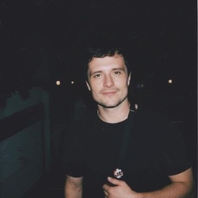 icantbenormal_'s profile picture. cu /
🇵🇸 / Multifandom / amo a billie eilish i as anavitoria i o josh hutcherson (meu marido ele só nao sabe)