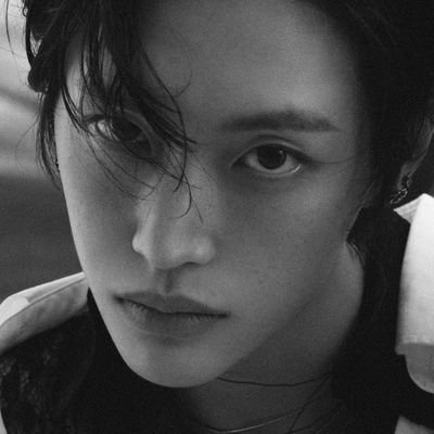 starwb1n's profile picture. 나 보고싶나 안보고싶나