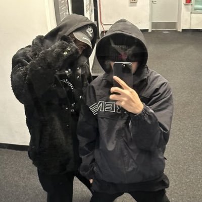 pshwaclub's profile picture. got a fur coat so i make it purr