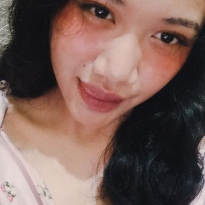 strwberyymilke's profile picture. masih memperjuangkan undip part 2