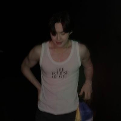 MohaddisaL1485's profile picture. OT9
saw Baekhyun 2025/07/13