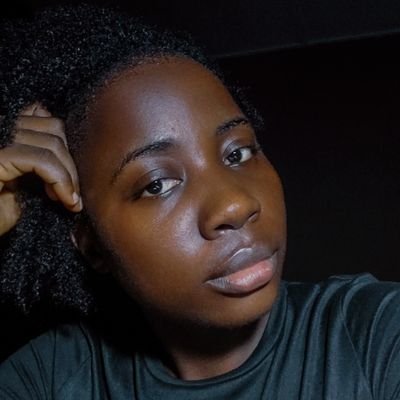 Estherblaqq's profile picture. 2025: Share less, Do more.