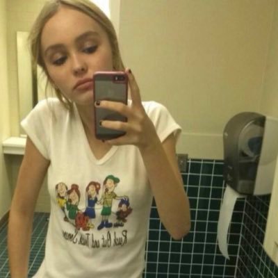 bluerei9's profile picture. eating disorder