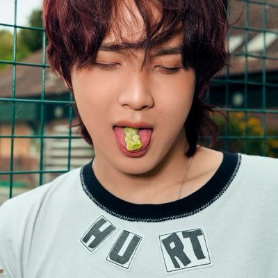 lavie_en_rouge's profile picture. ✨👁️🫵📍📆